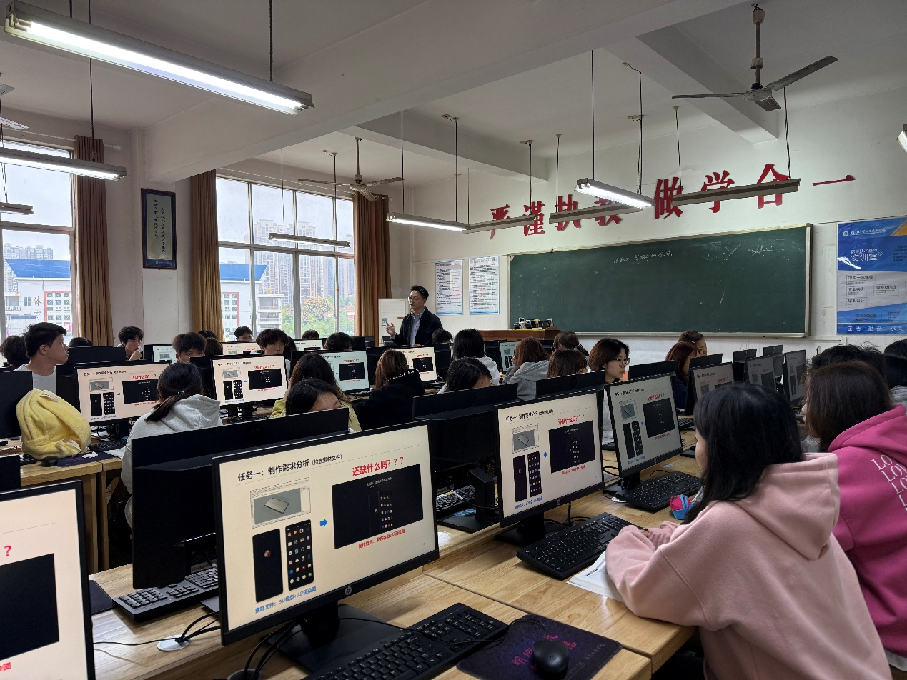 艺术设计教研室：四场公开课深耕专业 精准助力设计人才成长