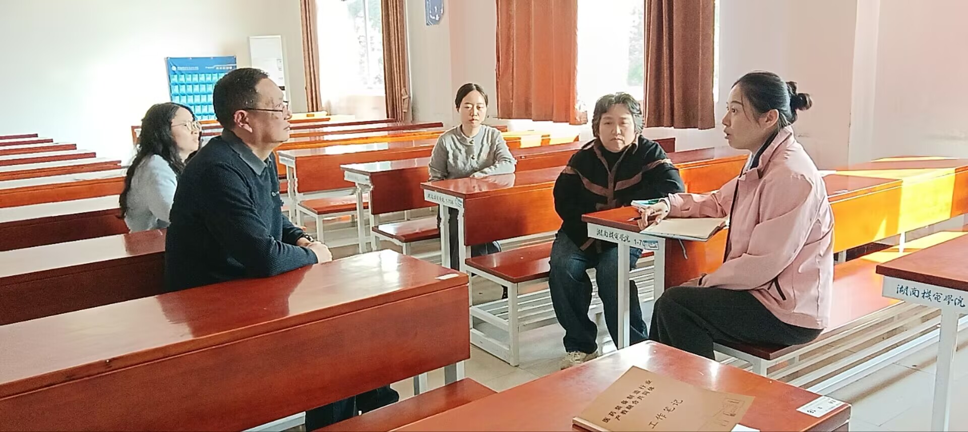 b98aff4a5033854f1505f8075f4dff57.jpg b98aff4a5033854f1505f8075f4dff57.jpg