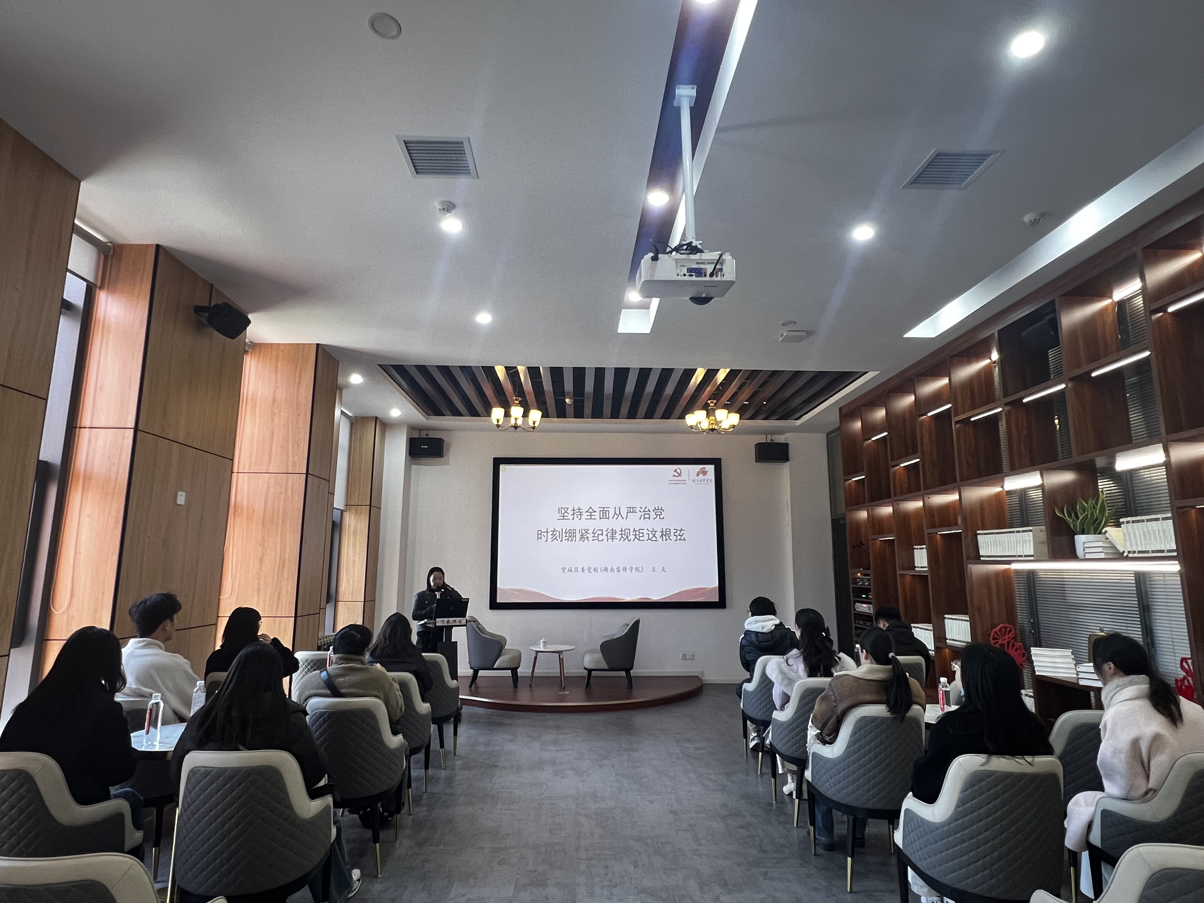 cf626723bc2d3d2aa8fe20bd892b7b3c.png cf626723bc2d3d2aa8fe20bd892b7b3c.png