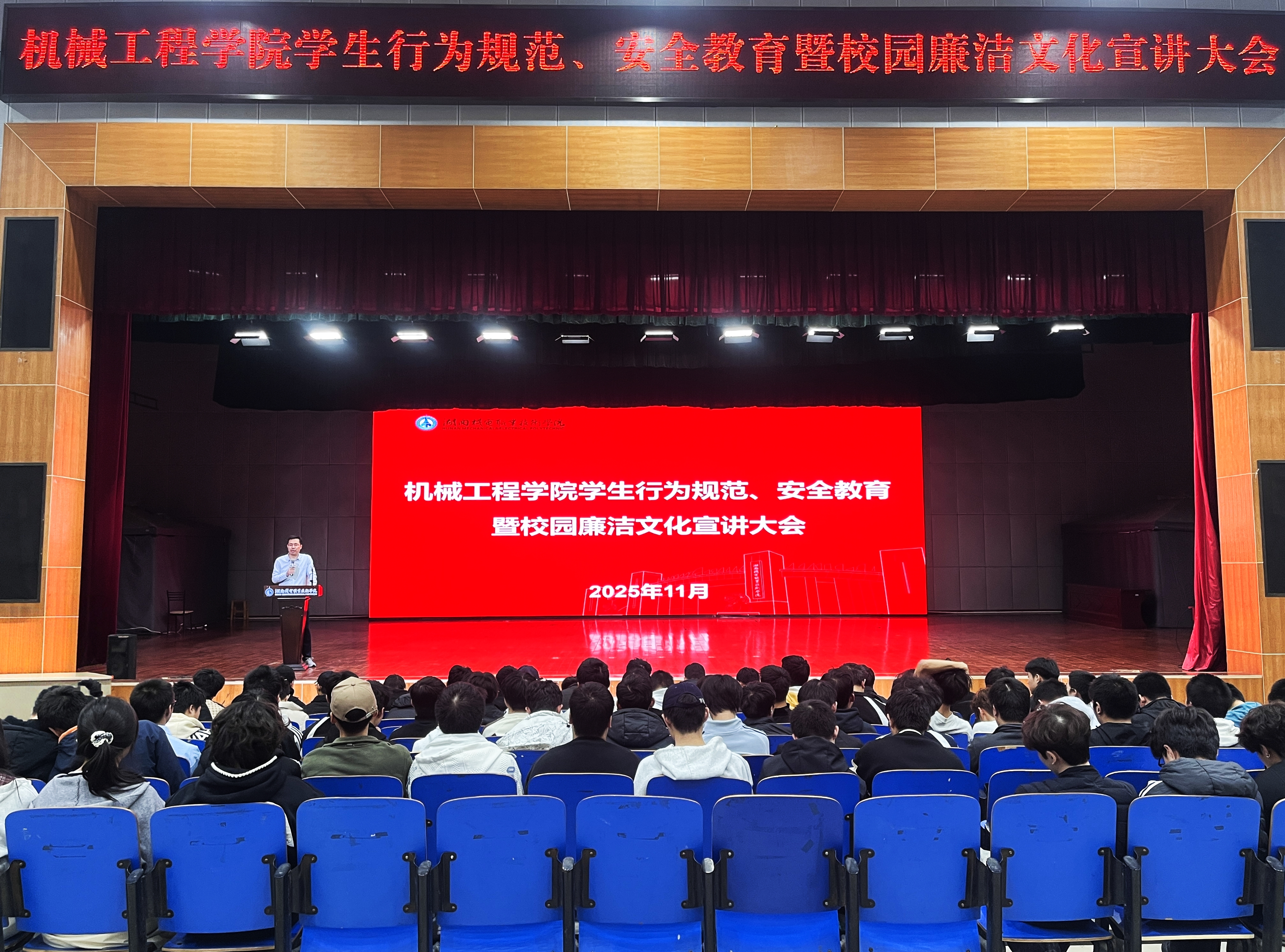 3edd289d2f85af44f763a5784ac6ac60.jpg 3edd289d2f85af44f763a5784ac6ac60.jpg