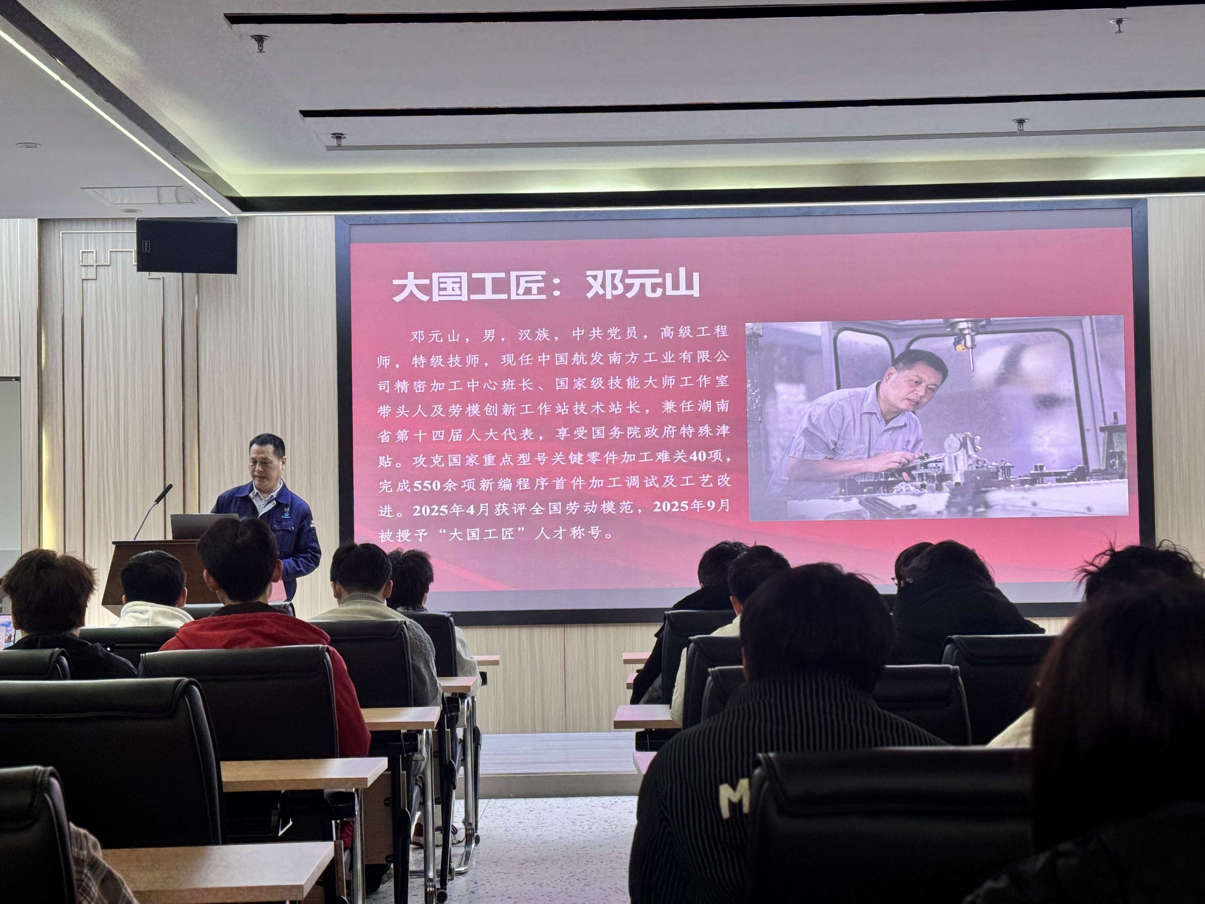 1B86FC2436F93530AED329D7890D0D9E.png 1B86FC2436F93530AED329D7890D0D9E.png