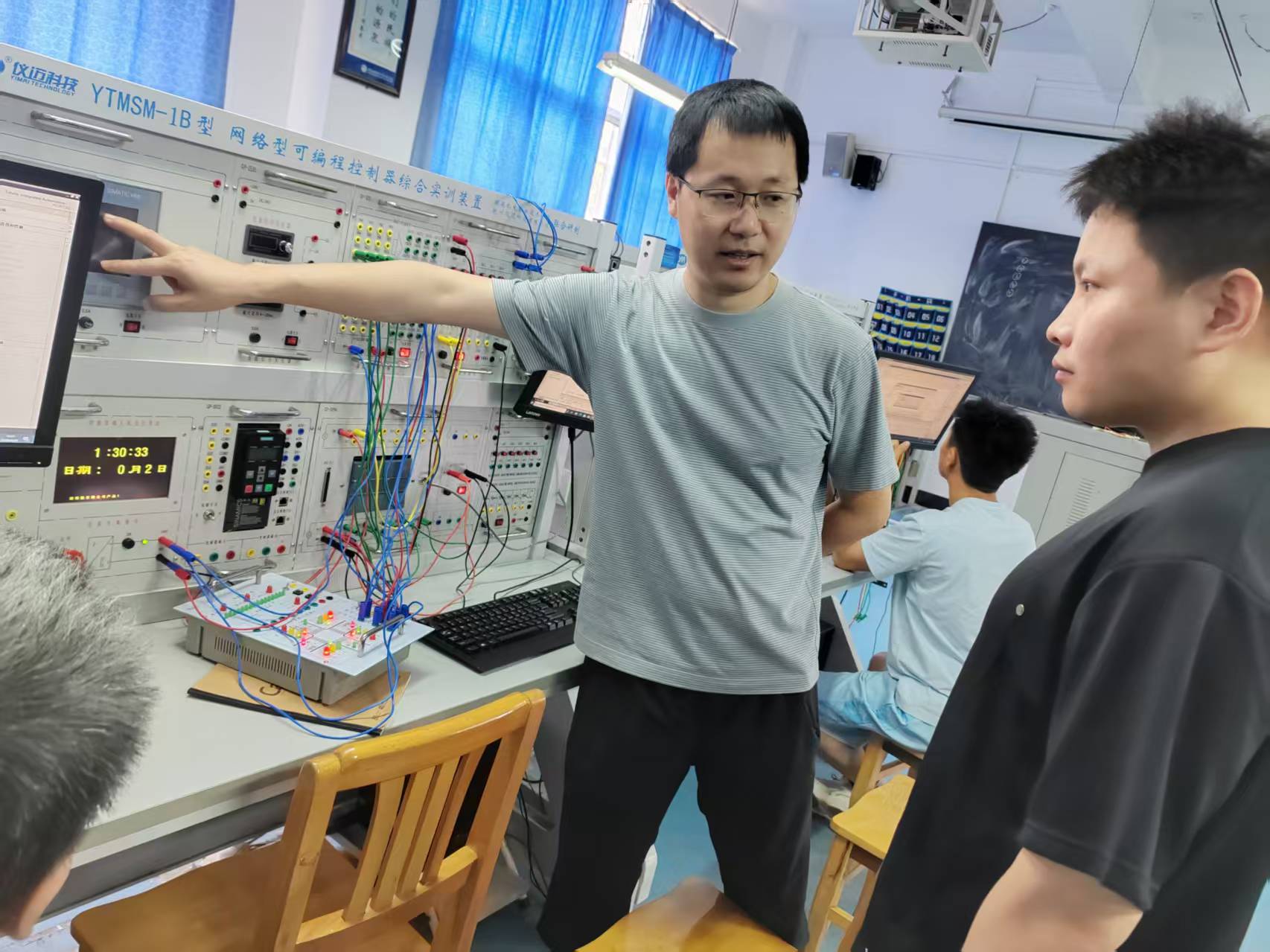 以技赋能 护航转型——我校自主就业退役士兵职业技能培训取得实效