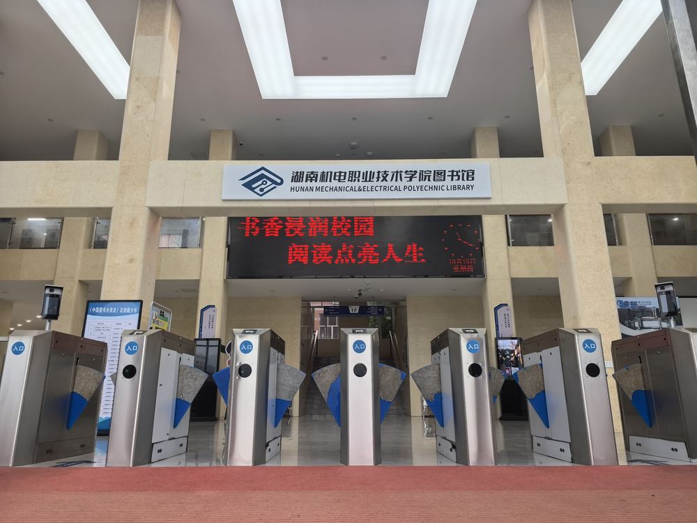 a5ce7f4d7b51838f.jpg