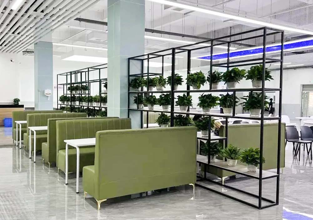 学生自助餐厅