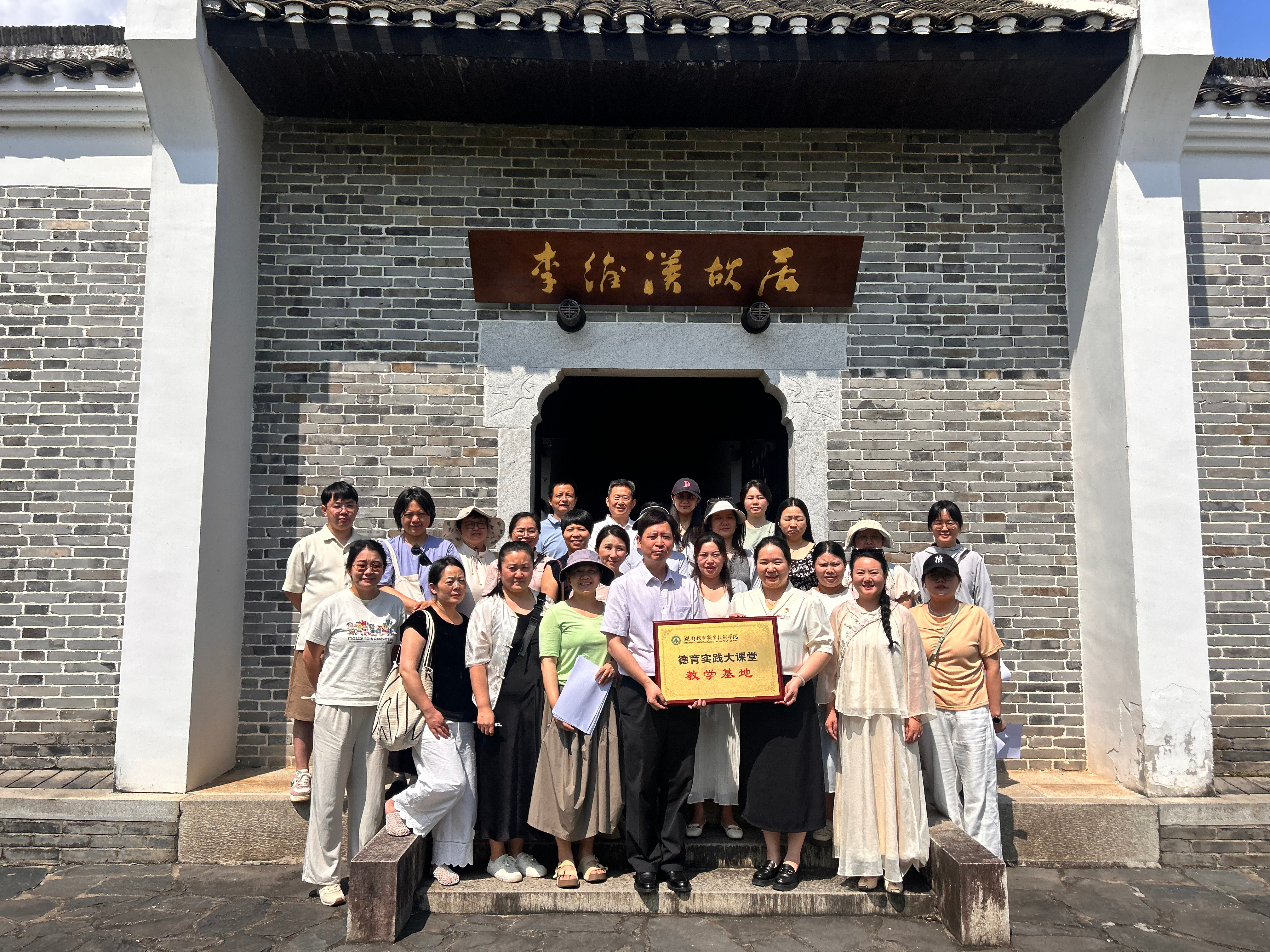 图片1(1).png 图片1(1).png