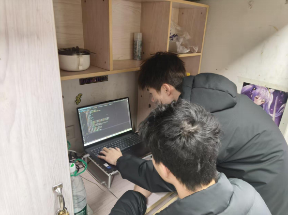 信息工程学院举办“传承雷锋精神，共建暖心宿舍”主题活动